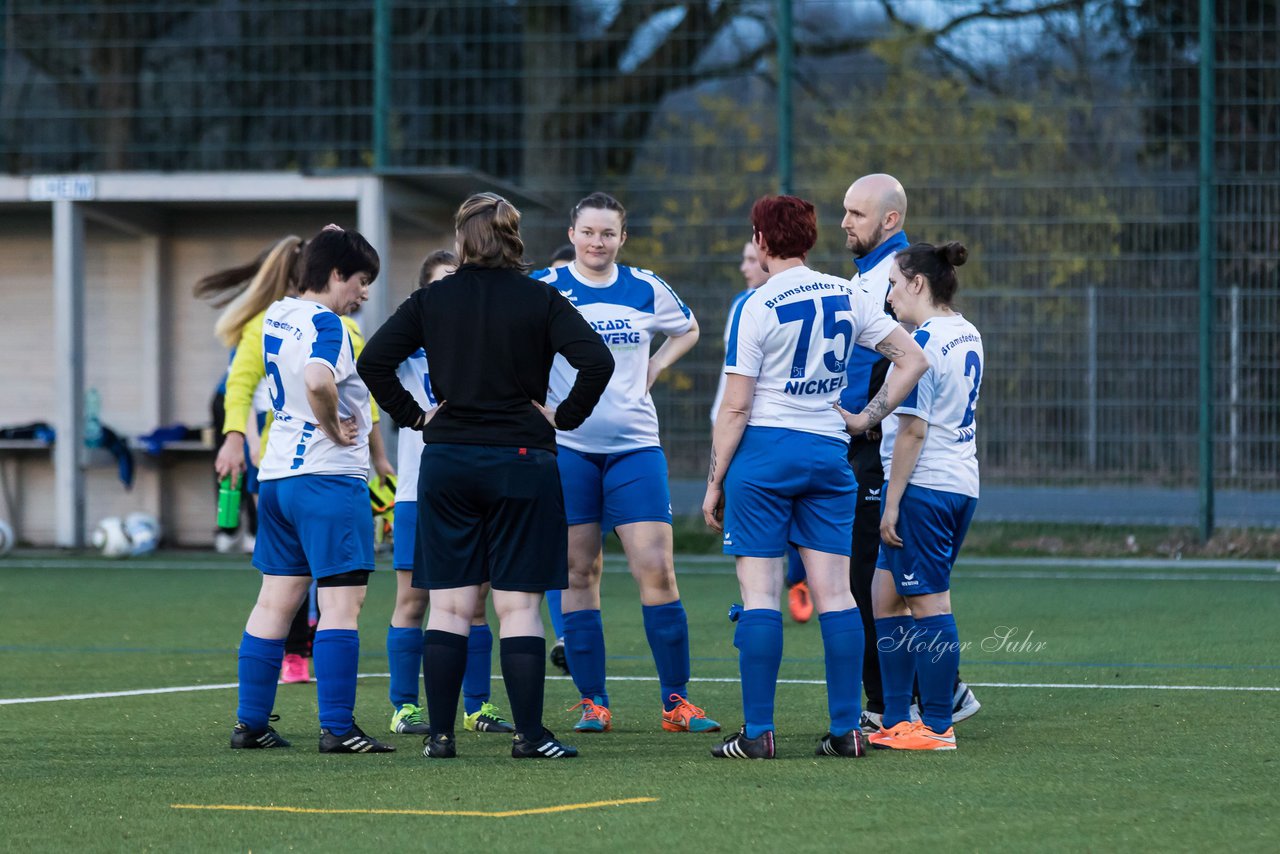 Bild 109 - Frauen Bramstedter TS - SV Boenebuettel-Husberg : Ergebnis: 0:3